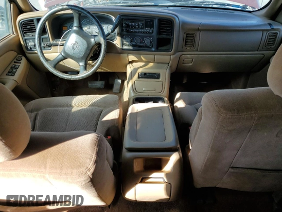2000 Chevrolet Suburban LS with VIN 3GNEC16T2YG160819, listed as a Copart auction lot 77664344 with 200,816 mi miles and Salvage title. Bid and sale history available at DreamBid. Image 8.