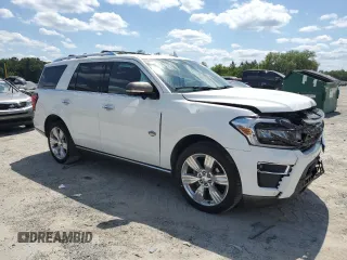 2023 Ford Expedition z VIN 1FMJU1P86PEA38206, wystawiony jako Copart lot #56640225 z przebiegiem 20 534 mil mil oraz Szkoda całkowita • Salvage title. Historia ofert i sprzedaży dostępna na DreamBid. Obrazek 4.
