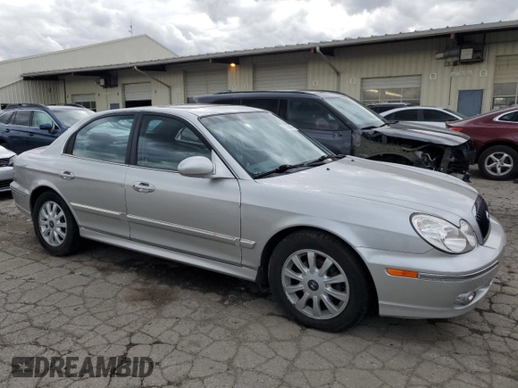 2005 Hyundai Sonata GLS with VIN KMHWF35H95A152168, listed as a Copart auction lot 75335594 with 132,068 mi miles and Salvage Title. Bid and sale history available at carsss.com. Image 4.