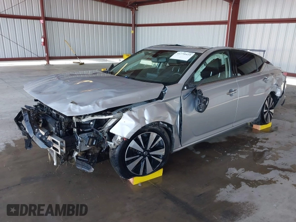 2019 Nissan Altima 2.5 SL with VIN 1N4BL4EV0KC180633, listed as a IAAI auction lot 41770419 with 113,740 mi miles. Bid and sale history available at carsss.com. Image 16.