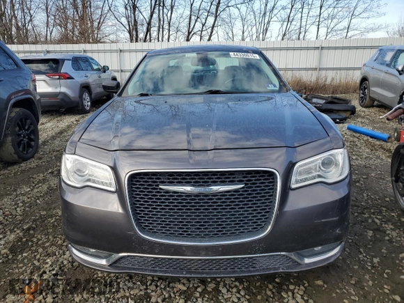 2015 Chrysler 300 Limited with VIN 2C3CCARG2FH803363, listed as a Copart auction lot 44330015 with 98,261 mi miles and Salvage Title. Bid and sale history available at carsss.com. Image 5.