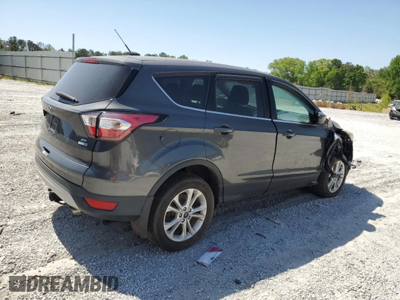 2017 Ford Escape SE z VIN 1FMCU9GD4HUE42763, wystawiony jako Copart lot #53512165 z przebiegiem 50 248 mil mil oraz Szkoda całkowita • Salvage title. Historia ofert i sprzedaży dostępna na DreamBid. Obrazek 3.