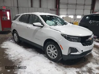2024 Chevrolet Equinox LT with VIN 3GNAXUEGXRS152409, listed as a IAAI auction lot 41630575 with 4,853 mi miles. Bid and sale history available at carsss.com. Image 1.