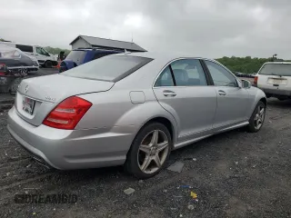 2011 Mercedes-Benz S 550 with VIN WDDNG8GBXBA371712, listed as a Copart auction lot 55656115 with 127,408 mi miles and Clean Title. Bid and sale history available at DreamBid. Image 3.