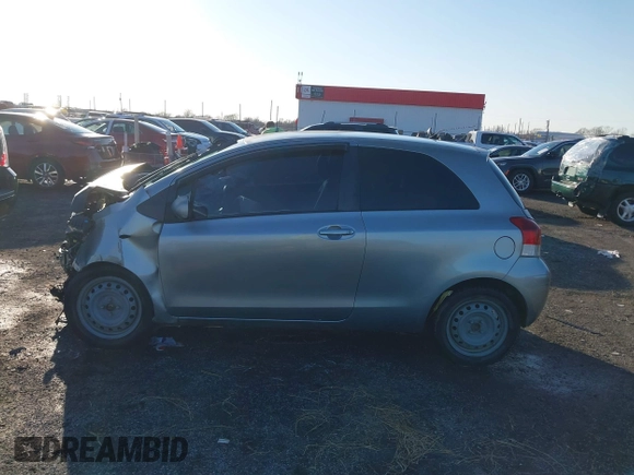 2009 Toyota Yaris with VIN JTDJT903695269078, listed as a IAAI auction lot 41431408 with 231,791 mi miles. Bid and sale history available at carsss.com. Image 14.