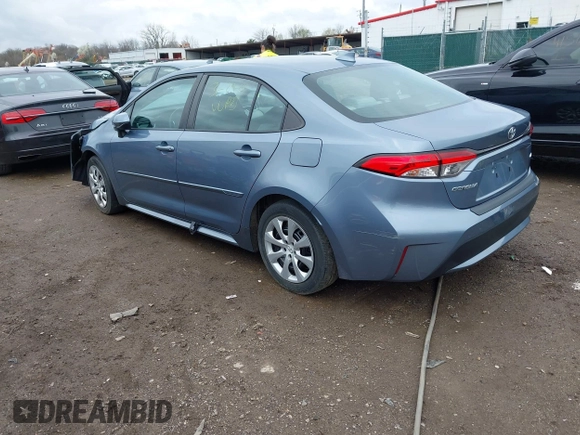 2020 Toyota Corolla LE with VIN 5YFEPRAE5LP101660, listed as a IAAI auction lot 41951688 with 55,153 mi miles. Bid and sale history available at carsss.com. Image 3.