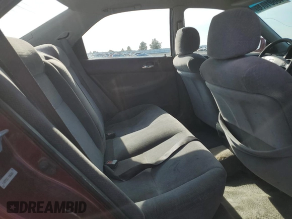 1996 Honda Accord LX with VIN 1HGCD563XTA266206, listed as a Copart auction lot 48601005 with 302,329 mi miles and Salvage Title. Bid and sale history available at DreamBid. Image 10.