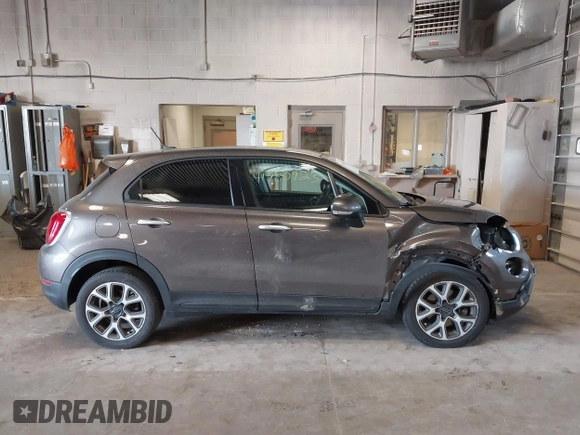 2016 FIAT 500X Trekking with VIN ZFBCFXCT0GP329255, listed as a IAAI auction lot 41780923 with 81,910 mi miles and . Bid and sale history available at DreamBid. Image 13.