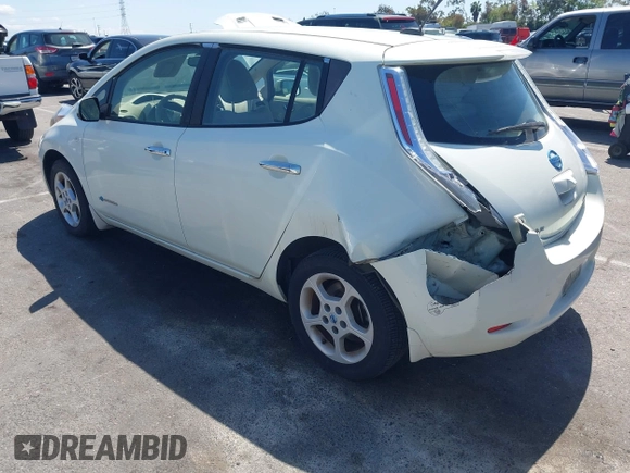 2011 Nissan LEAF SL-e z VIN JN1AZ0CP1BT007790, wystawiony jako IAAI lot #41943215 z przebiegiem 62 468 mil mil oraz . Historia ofert i sprzedaży dostępna na DreamBid. Obrazek 3.
