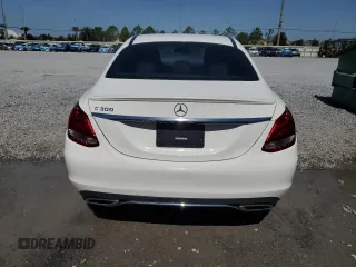 2015 Mercedes-Benz C 300 z VIN 55SWF4JB3FU064350, wystawiony jako Copart lot #57424215 z przebiegiem 39 416 mil mil oraz Szkoda całkowita • Salvage title. Historia ofert i sprzedaży dostępna na DreamBid. Obrazek 6.