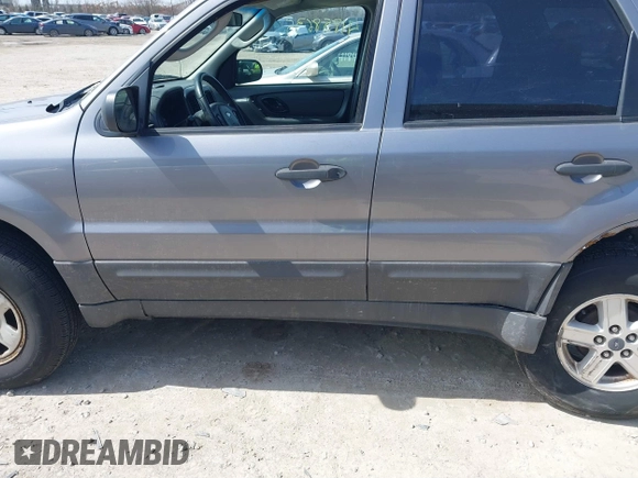 2007 Ford Escape XLS с VIN 1FMYU02Z77KA62394, выставлен на аукционе IAAI как лот 41858635 с пробегом 165 948 миль миль и . История ставок и продаж доступна на DreamBid. Изображение 14.