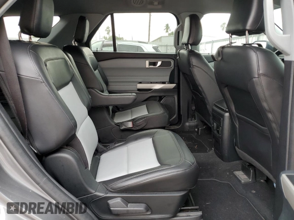 2022 Ford Explorer XLT z VIN 1FMSK7DH6NGB37062, wystawiony jako Copart lot #51503605 z przebiegiem 55 932 mil mil oraz Szkoda całkowita • Salvage title. Historia ofert i sprzedaży dostępna na DreamBid. Obrazek 11.