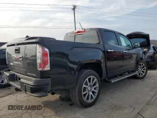 2022 GMC Canyon 4WD Denali with VIN 1GTG6EENXN1314996, listed as a Copart auction lot 70846884 with 12,739 mi miles and Salvage Title. Bid and sale history available at carsss.com. Image 3.