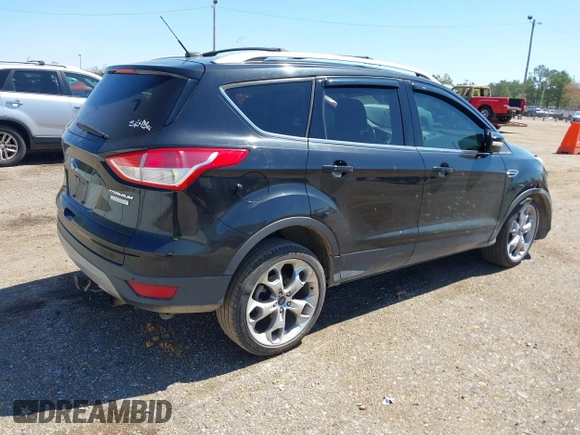 2013 Ford Escape Titanium with VIN 1FMCU0J91DUA51791, listed as a IAAI auction lot 39066929 with 193,451 mi miles. Bid and sale history available at carsss.com. Image 4.