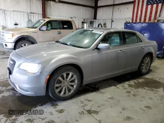 2017 Chrysler 300 Limited z VIN 2C3CCARG3HH608780, wystawiony jako Copart lot #45751475 z przebiegiem 77 402 mil mil oraz Szkoda całkowita • Salvage title. Historia ofert i sprzedaży dostępna na DreamBid. Obrazek 1.