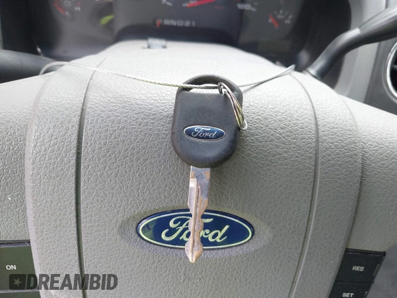 2004 Ford F-150 STX with VIN 1FTRX12W24NA78394, listed as a IAAI auction lot 42438744 with 212,189 mi miles and . Bid and sale history available at DreamBid. Image 11.