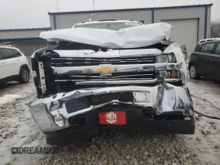 2018 Chevrolet Silverado 3500HD Work Truck with VIN 1GC4KYCG9JF187644, listed as a Copart auction lot 85284234 with 175,993 mi miles and Salvage Title. Bid and sale history available at carsss.com. Image 5.