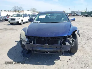 2010 Mazda 6 i Sport with VIN 1YVHZ8BH9A5M24754, listed as a IAAI auction lot 42103941 with 208,195 mi miles. Bid and sale history available at carsss.com. Image 11.