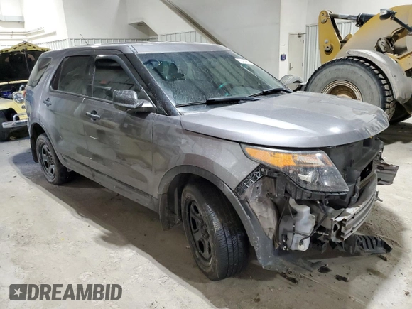 2015 Ford Utility Police Interceptor with VIN 1FM5K8ARXFGB75590, listed as a Copart auction lot 86499964 with 122,637 mi miles and Salvage Title. Bid and sale history available at carsss.com. Image 4.