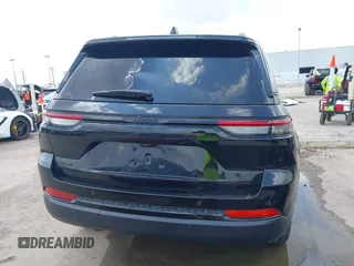 2024 Jeep Grand Cherokee Altitude X with VIN 1C4RJHAGXRC215315, listed as a IAAI auction lot 42437356 with 19,094 mi miles and . Bid and sale history available at DreamBid. Image 17.