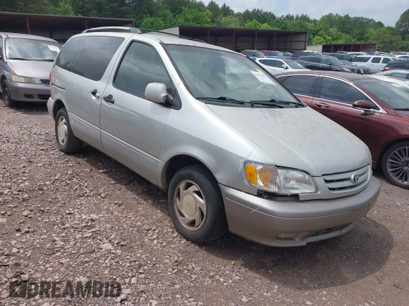 2003 Toyota Sienna LE with VIN 4T3ZF13C83U542299, listed as a IAAI auction lot 42121993 with 229,609 mi miles. Bid and sale history available at carsss.com. Image 1.