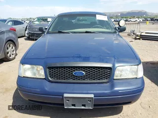 2008 Ford Police Interceptor z VIN 2FAHP71VX8X137757, wystawiony jako IAAI lot #42651380 z przebiegiem 181 684 mil mil oraz . Historia ofert i sprzedaży dostępna na DreamBid. Obrazek 6.