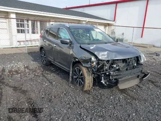 2019 Nissan Rogue SV with VIN 5N1AT2MVXKC733473, listed as a IAAI auction lot 41585089 with 83,494 mi miles. Bid and sale history available at carsss.com. Image 1.