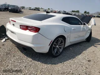 2019 Chevrolet Camaro 2LT with VIN 1G1FC1RXXK0114008, listed as a Copart auction lot 70623814 with 0 mi miles and Salvage Title. Bid and sale history available at carsss.com. Image 3.