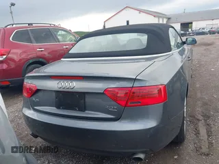 2013 Audi A5 Prestige z VIN WAUVFAFH3DN001222, wystawiony jako IAAI lot #42192027 z przebiegiem 203 070 mil mil oraz . Historia ofert i sprzedaży dostępna na DreamBid. Obrazek 16.