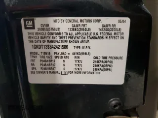 2004 GMC Envoy SLT with VIN 1GKDT13S842421586, listed as a Copart auction lot 51936515 with 188,977 mi miles and Salvage title. Bid and sale history available at DreamBid. Image 13.