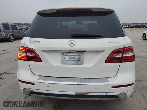 2014 Mercedes-Benz M 550 with VIN 4JGDA7DB0EA321505, listed as a Copart auction lot 44470415 with 189,817 mi miles and Clean Title. Bid and sale history available at carsss.com. Image 6.