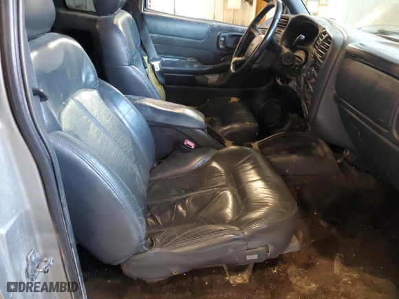 2003 GMC Sonoma SLS with VIN 1GTDT19X038102919, listed as a Copart auction lot 63662154 with 0 mi miles and Salvage Title. Bid and sale history available at carsss.com. Image 7.