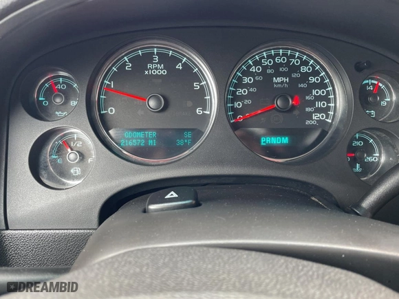 2013 Chevrolet Suburban LT with VIN 1GNSCJE0XDR295860, listed as a Copart auction lot 45344455 with 216,572 mi miles and Clean Title. Bid and sale history available at carsss.com. Image 8.