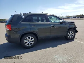 2012 Kia Sorento LX with VIN 5XYKT4A25CG300607, listed as a Copart auction lot 54939775 with 183,995 mi miles and Salvage Title. Bid and sale history available at carsss.com. Image 3.