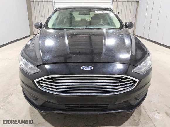 2017 Ford Fusion SE with VIN 3FA6P0H70HR393099, listed as a Copart auction lot 50997625 with 105,125 mi miles and Clean Title. Bid and sale history available at carsss.com. Image 5.