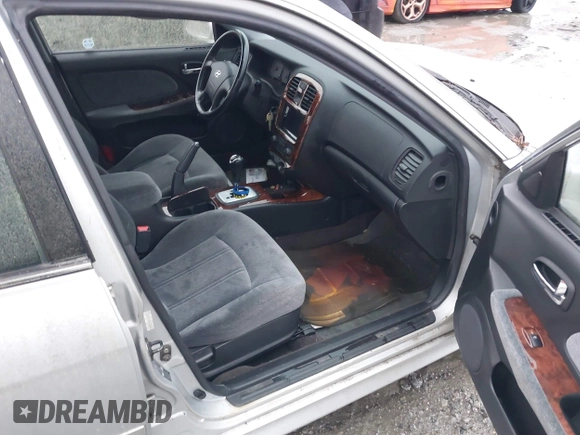 2003 Hyundai Sonata GLS with VIN KMHWF35H23A765892, listed as a IAAI auction lot 41744716 with 96,698 mi miles. Bid and sale history available at carsss.com. Image 5.