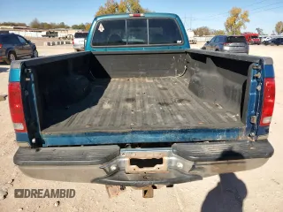 2000 Ford Super Duty F-250 XL with VIN 1FTNW21S9YED38978, listed as a Copart auction lot 81680254 with 197,016 mi miles and Salvage Title. Bid and sale history available at carsss.com. Image 6.