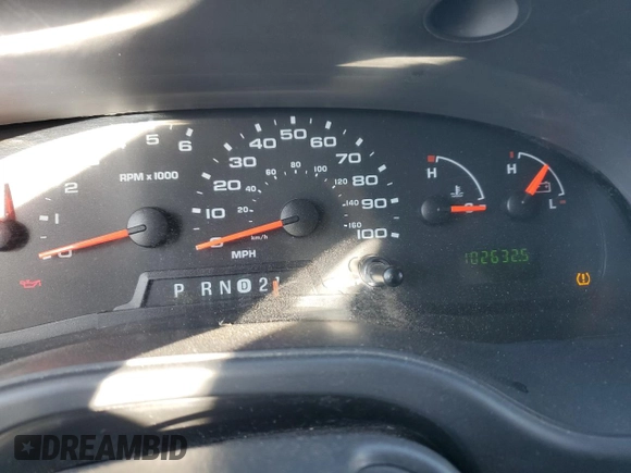 2008 Ford Econoline Passenger XL with VIN 1FBNE31L38DA10404, listed as a Copart auction lot 85155364 with 102,632 mi miles and Clean Title. Bid and sale history available at carsss.com. Image 9.