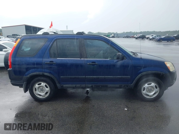 2004 Honda CR-V LX with VIN SHSRD68404U201676, listed as a IAAI auction lot 42109894 with 281,006 mi miles and . Bid and sale history available at carsss.com. Image 13.