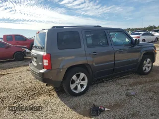 2015 Jeep Patriot Latitude with VIN 1C4NJPFBXFD281214, listed as a Copart auction lot 87883615 with 106,402 mi miles and Salvage Title. Bid and sale history available at DreamBid. Image 3.