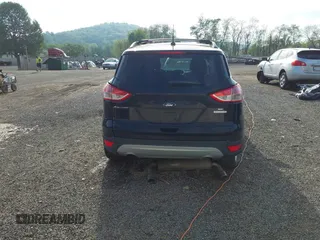 2013 Ford Escape SE с VIN 1FMCU0GX5DUC84594, выставлен на аукционе IAAI как лот 42218059 с пробегом 97 670 миль миль и . История ставок и продаж доступна на DreamBid. Изображение 16.