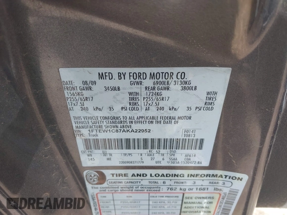 2010 Ford F-150 XL with VIN 1FTEW1C87AKA22952, listed as a IAAI auction lot 41899670 with 167,618 mi miles. Bid and sale history available at carsss.com. Image 9.