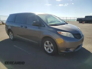 2017 Toyota Sienna L with VIN 5TDZZ3DC7HS895580, listed as a Copart auction lot 81540534 with 47,732 mi miles and Clean Title. Bid and sale history available at DreamBid. Image 4.