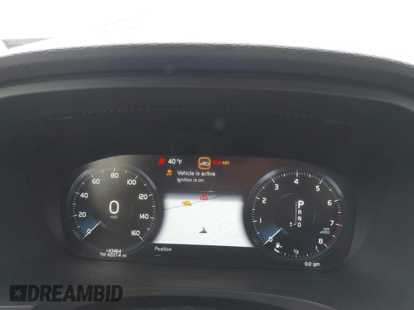 2018 Volvo S90 Momentum with VIN LVY982MK9JP023138, listed as a IAAI auction lot 41662118 with 143,464 mi miles. Bid and sale history available at carsss.com. Image 7.