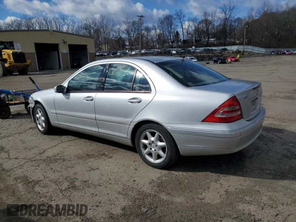 2001 Mercedes-Benz C 230/260/280/320 с VIN WDBRF61J31F065177, выставлен на аукционе Copart как лот 47921885 с пробегом 102 163 миль миль и Списание • Salvage title. История ставок и продаж доступна на DreamBid. Изображение 2.