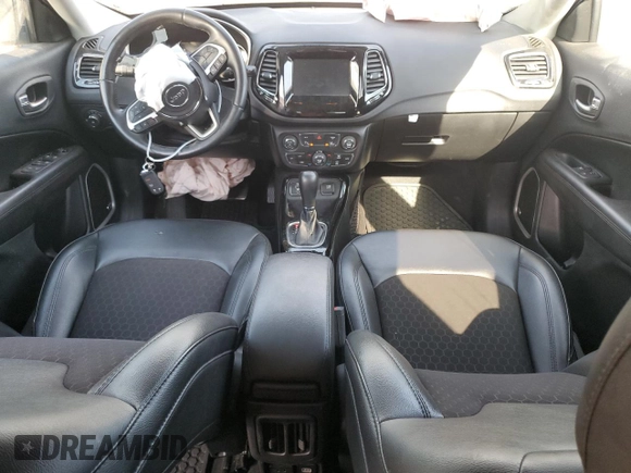 2021 Jeep Compass Latitude z VIN 3C4NJCBB2MT532314, wystawiony jako Copart lot #79363064 z przebiegiem 55 329 mil mil oraz Szkoda całkowita • Salvage title. Historia ofert i sprzedaży dostępna na DreamBid. Obrazek 8.