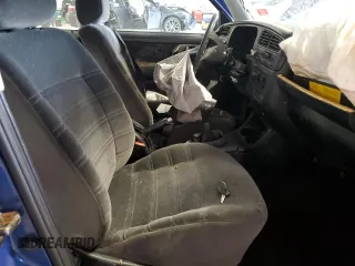 1996 Volkswagen Golf z VIN 3VWFA81H1TM066758, wystawiony jako Copart lot #41832035 z przebiegiem Nie podano mil oraz Szkoda całkowita • Salvage title. Historia ofert i sprzedaży dostępna na DreamBid. Obrazek 7.