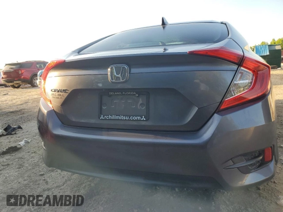 2017 Honda Civic EX z VIN 19XFC2F71HE017068, wystawiony jako Copart lot #53541655 z przebiegiem 148 087 mil mil oraz Szkoda całkowita • Salvage title. Historia ofert i sprzedaży dostępna na DreamBid. Obrazek 6.