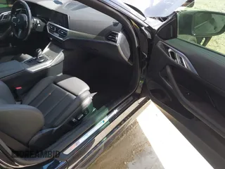 2021 BMW 4 Series M440i xDrive with VIN WBA13AR00MCF61520, listed as a IAAI auction lot 41944350 with 39,631 mi miles and . Bid and sale history available at DreamBid. Image 5.