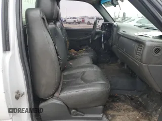 2005 Chevrolet Silverado 1500 Work Truck with VIN 1GCEC14Z55Z328030, listed as a Copart auction lot 45059675 with 205,488 mi miles and Salvage Title. Bid and sale history available at carsss.com. Image 10.